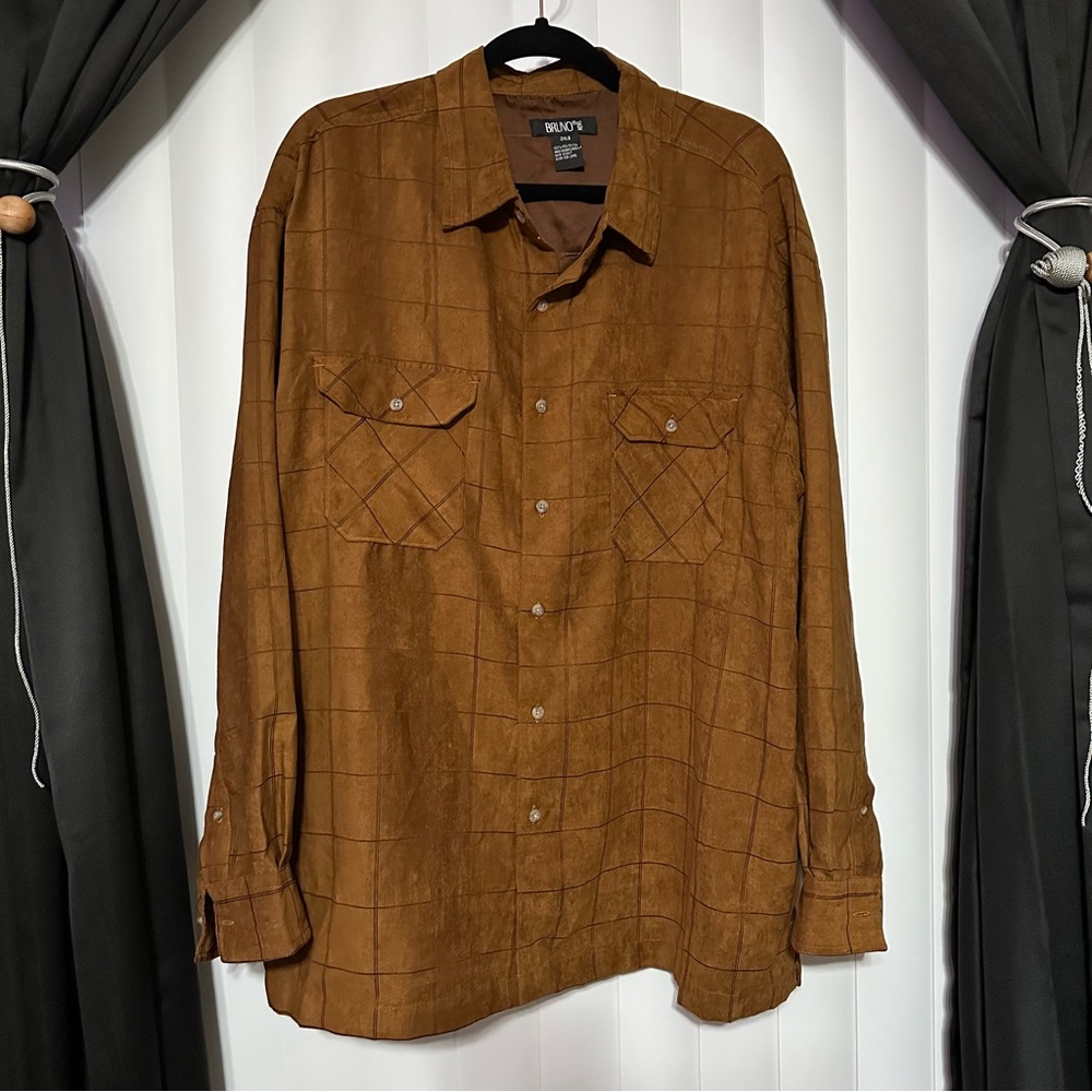 Bruno Men's Brown dress top